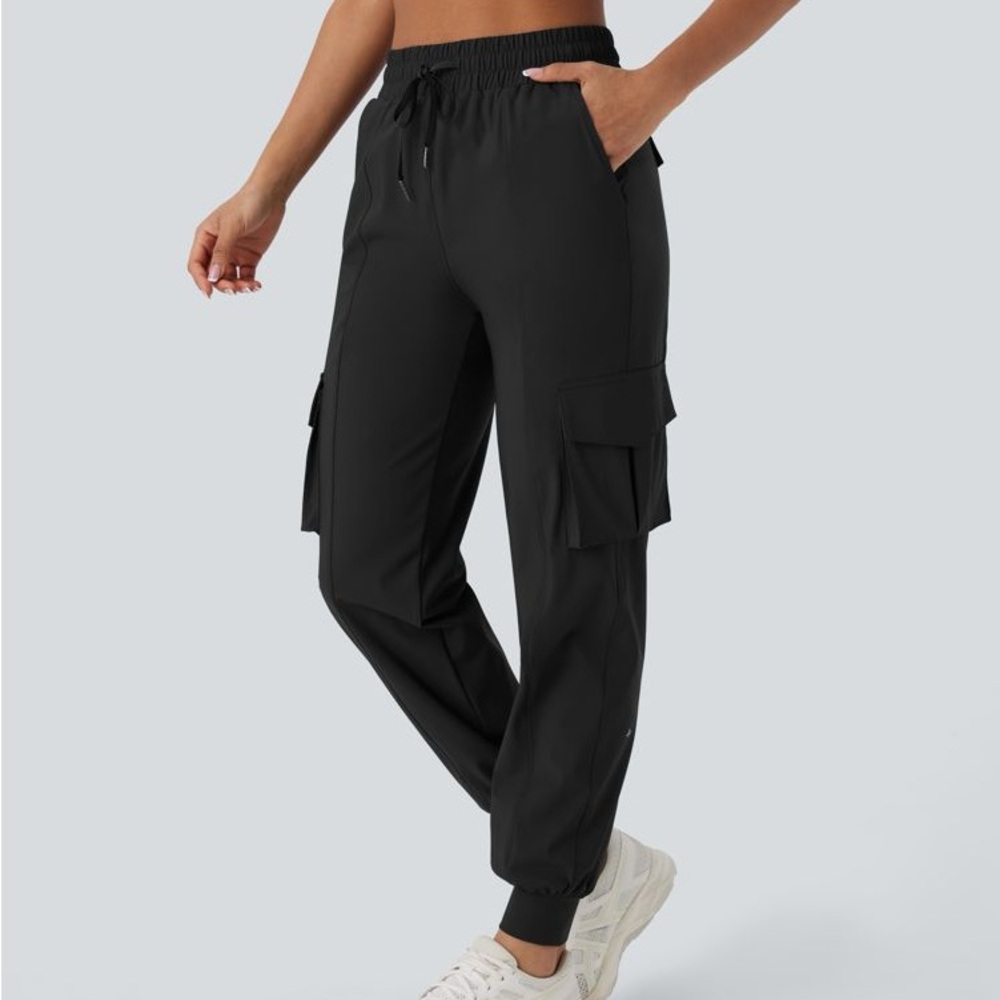 NWT Halara Black Cargo Jogger Pants, XL